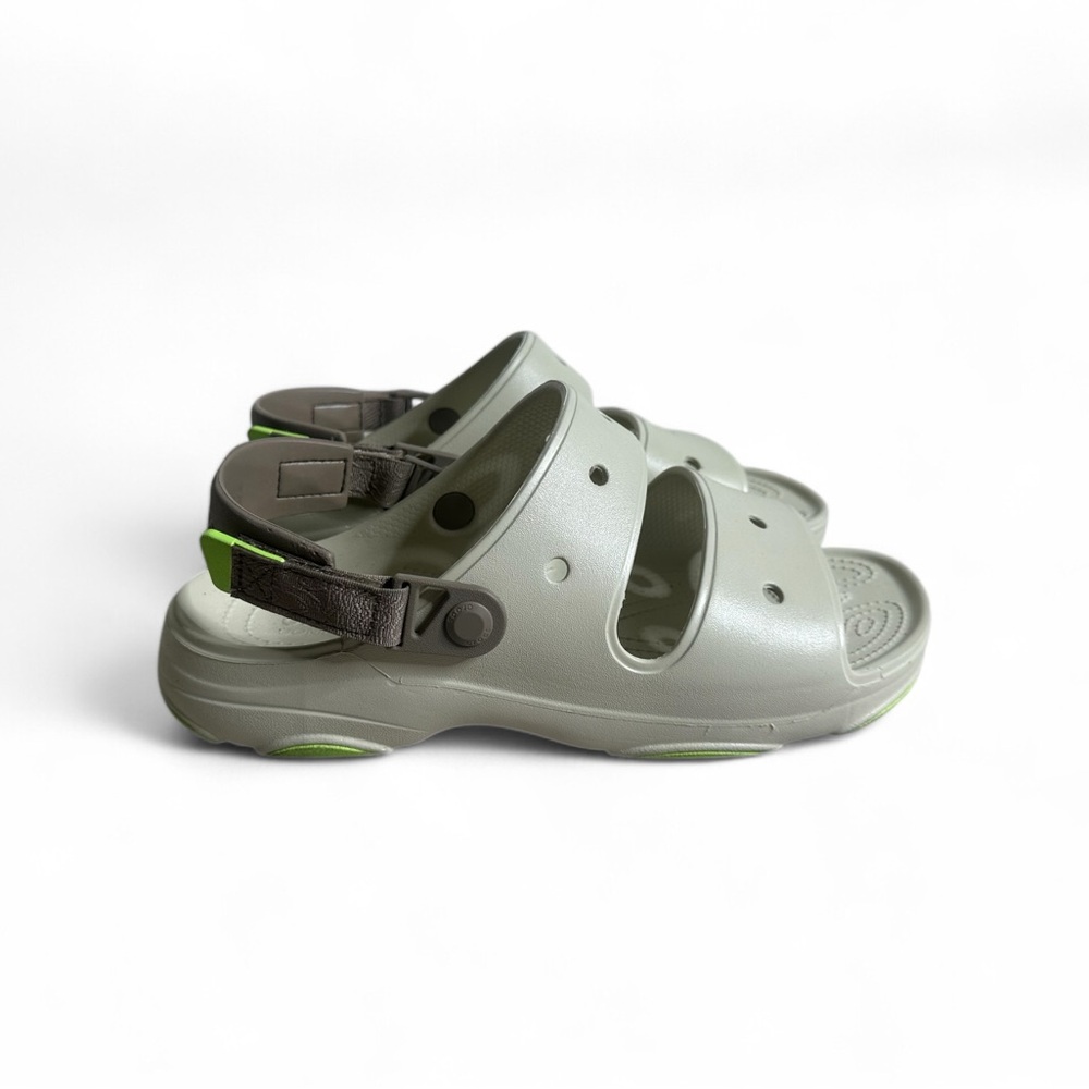 CROCS • CLOGS
Women • Size US 11 • 
Men • 9.5 • Like new